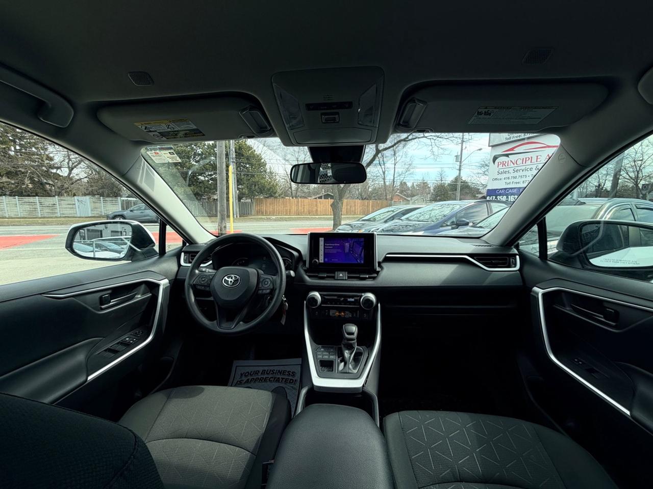 2023 Toyota RAV4 LE Photo