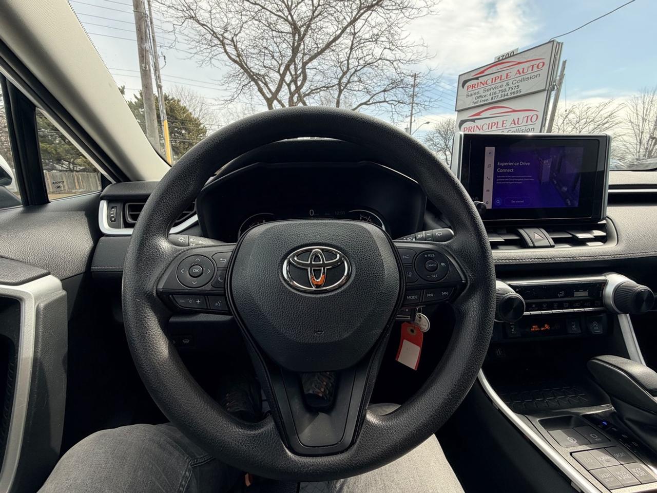 2023 Toyota RAV4 LE Photo
