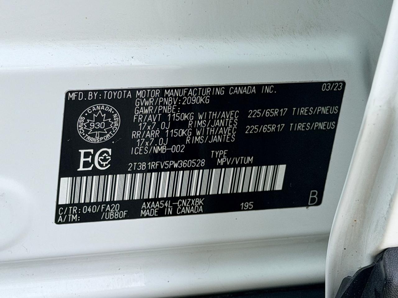 2023 Toyota RAV4 LE Photo