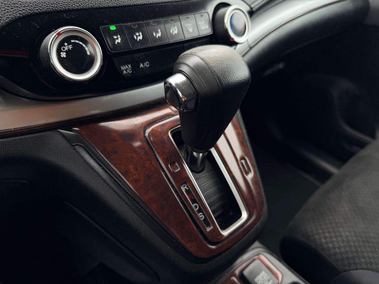 2015 Honda CR-V LX Photo