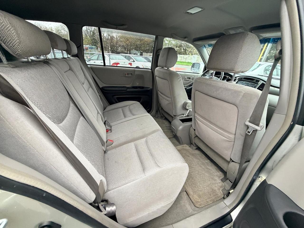 2003 Toyota Highlander BASE Photo