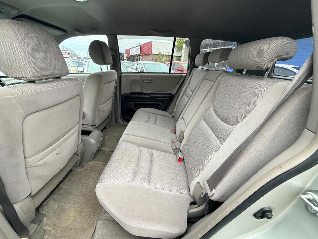 2003 Toyota Highlander BASE Photo
