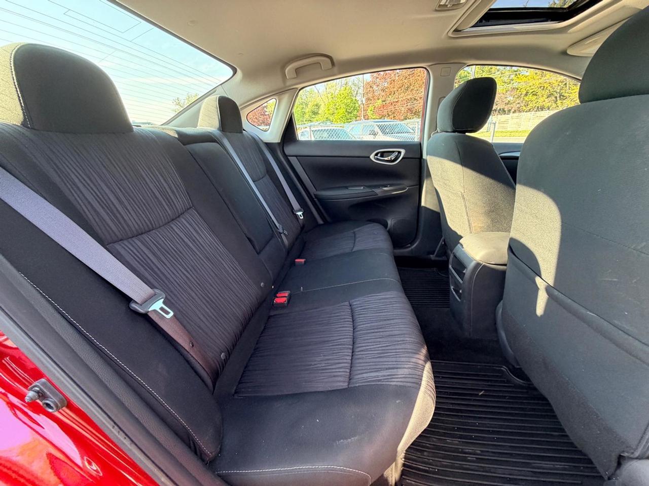 2019 Nissan Sentra SV Photo