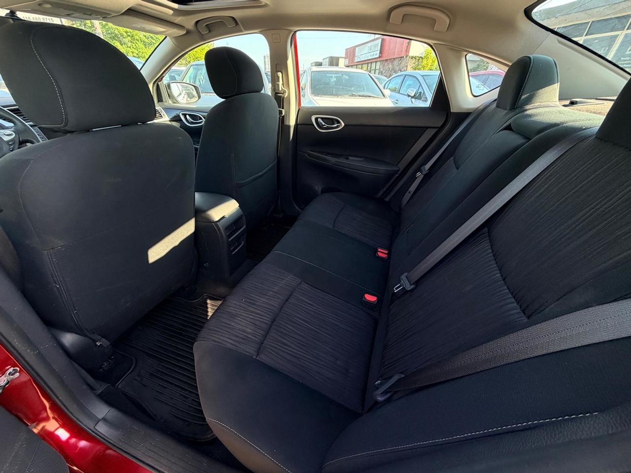 2019 Nissan Sentra SV Photo