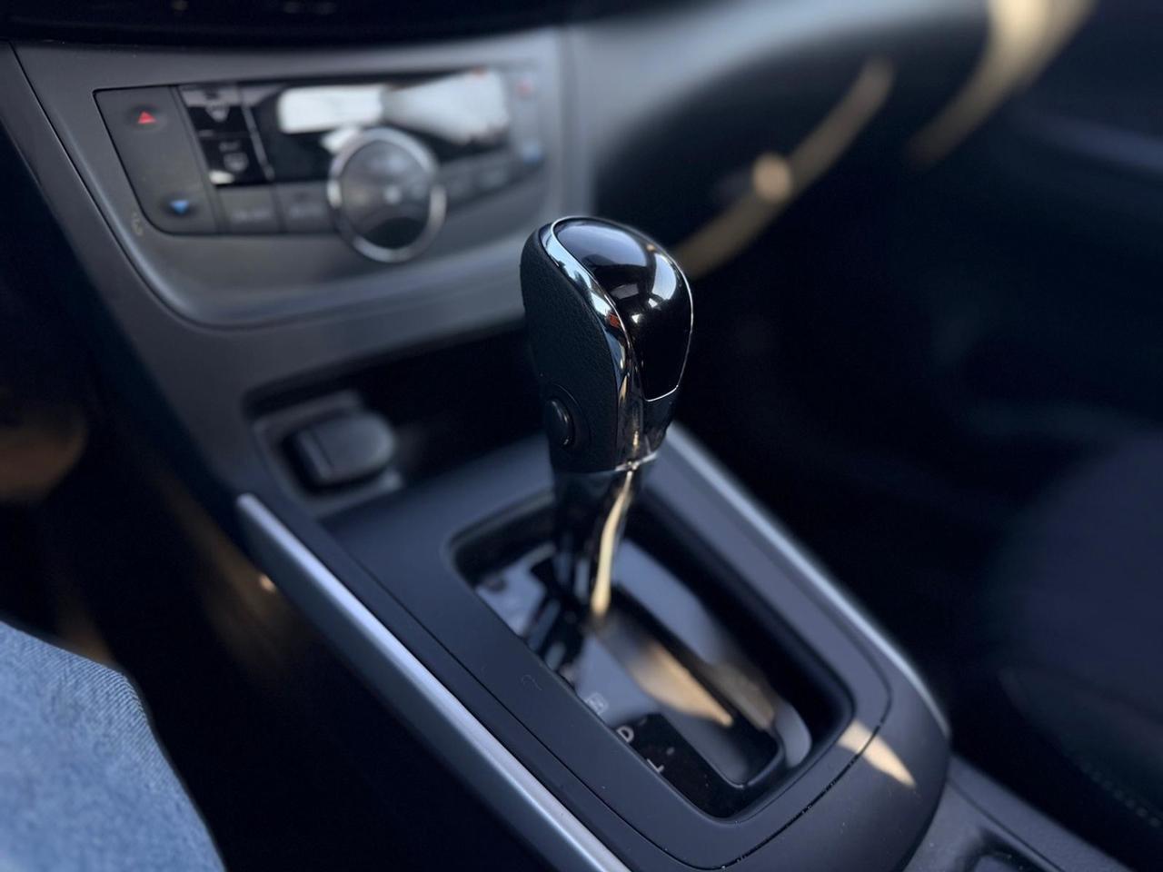 2019 Nissan Sentra SV Photo