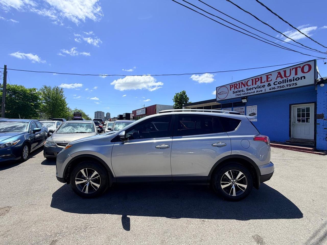 2018 Toyota RAV4 XLE Photo