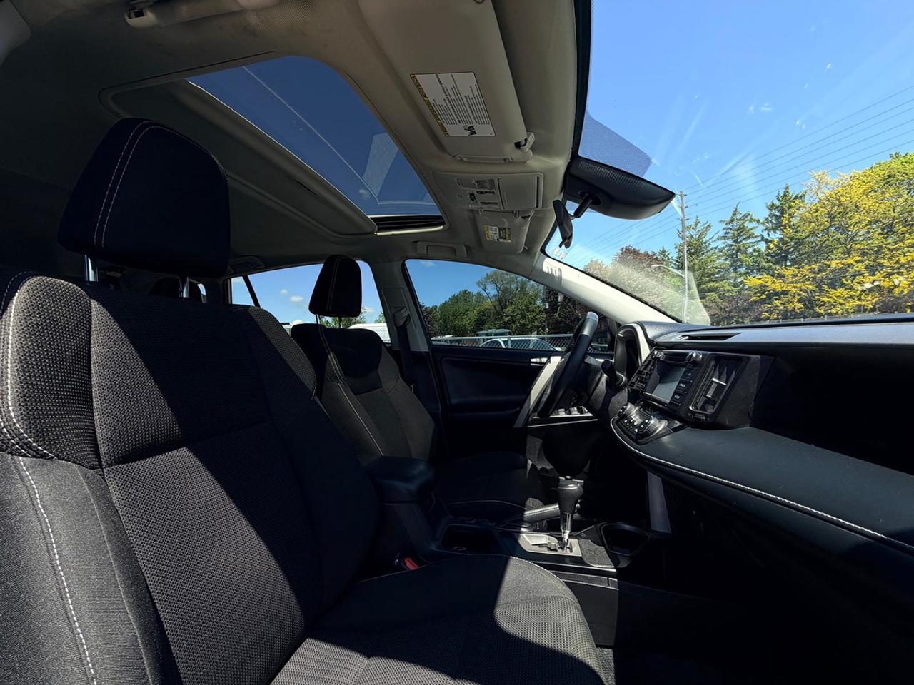 2018 Toyota RAV4 XLE Photo