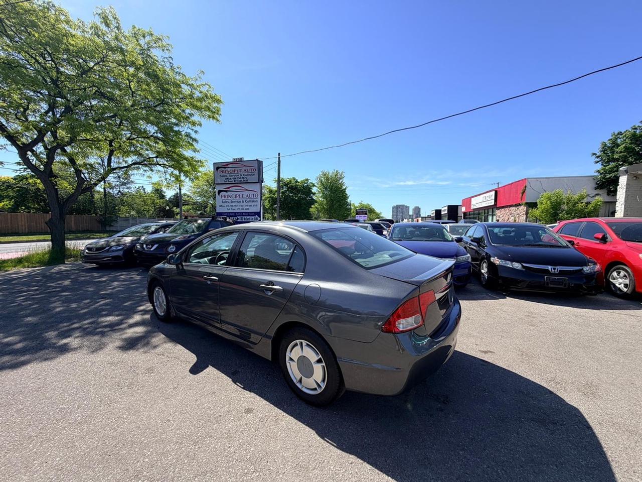 2010 Honda Civic LX Photo3