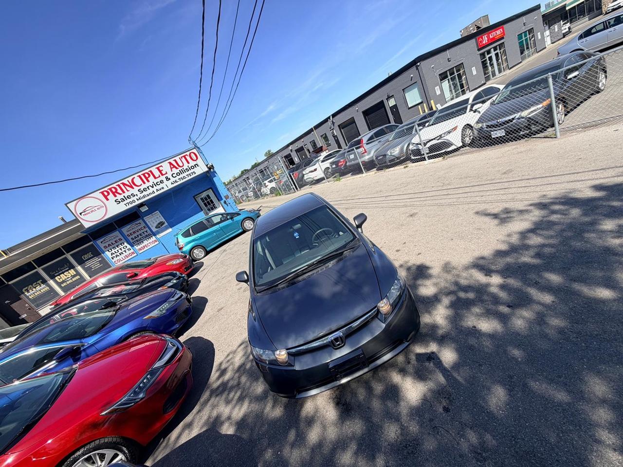 2010 Honda Civic LX Photo