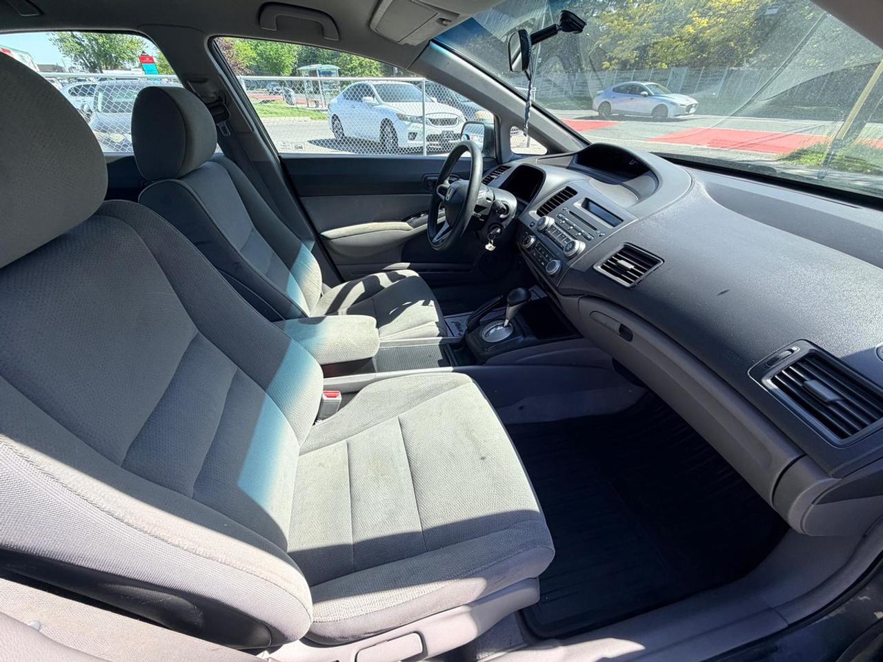 2010 Honda Civic LX Photo