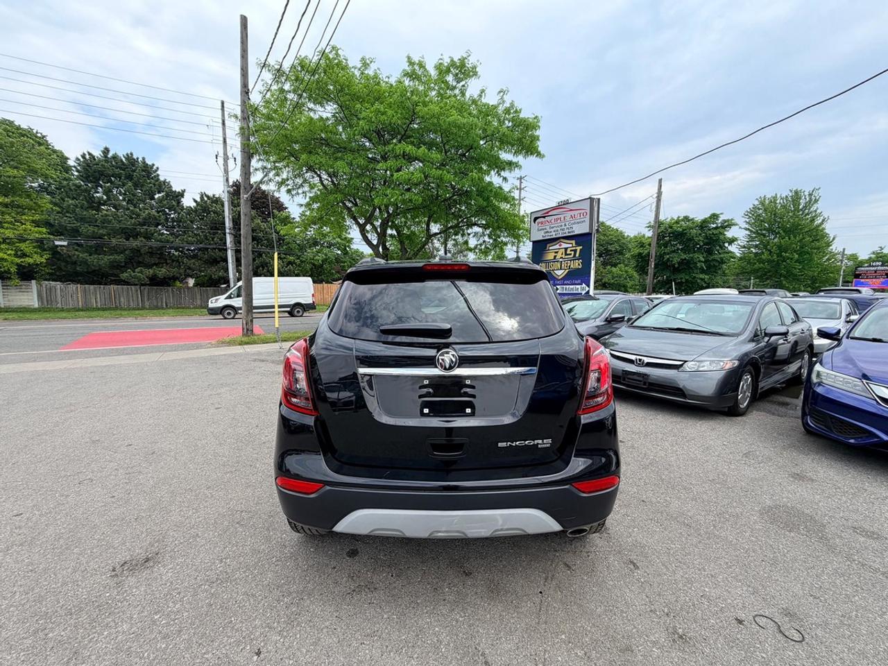 2019 Buick Encore Preferred Photo
