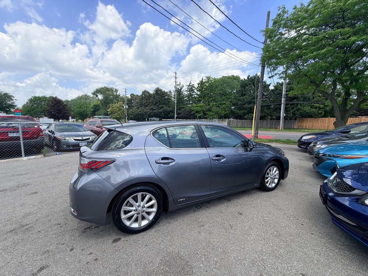2013 Lexus CT 200h Base Photo