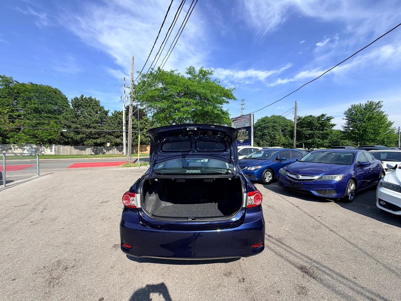 2012 Toyota Corolla CE Photo