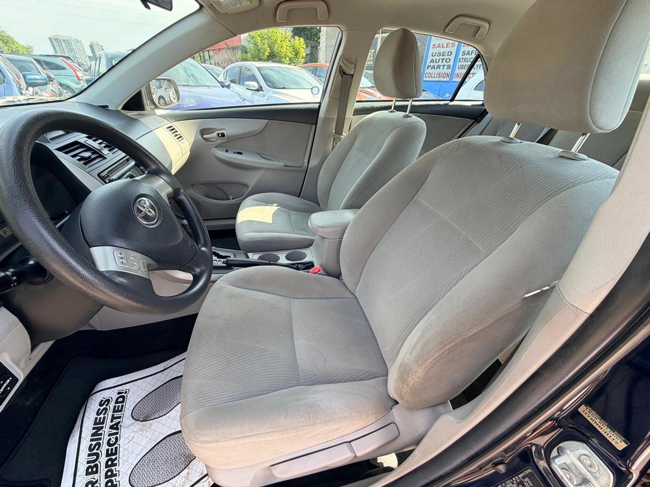 2012 Toyota Corolla CE Photo