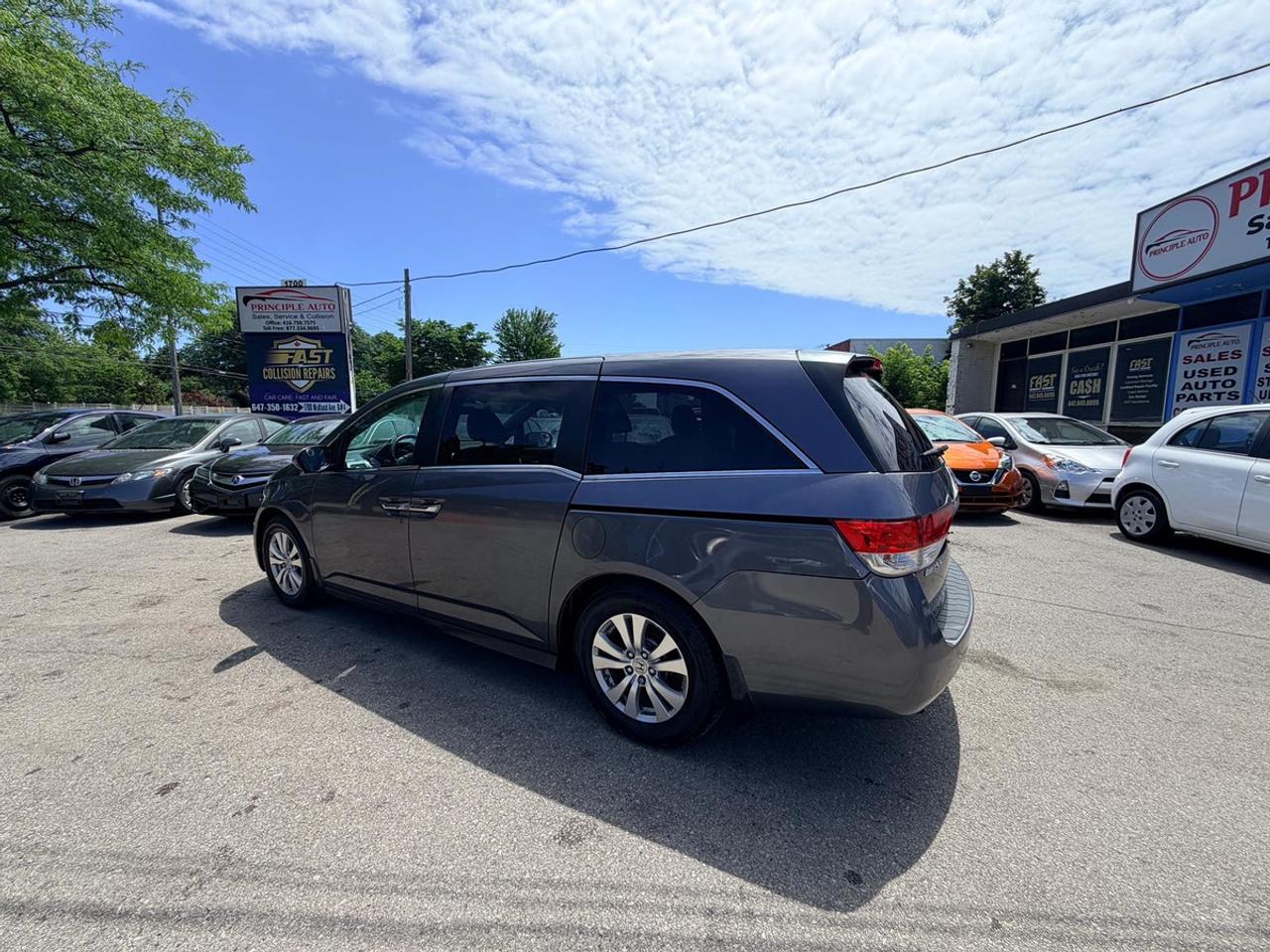 2017 Honda Odyssey EX Photo