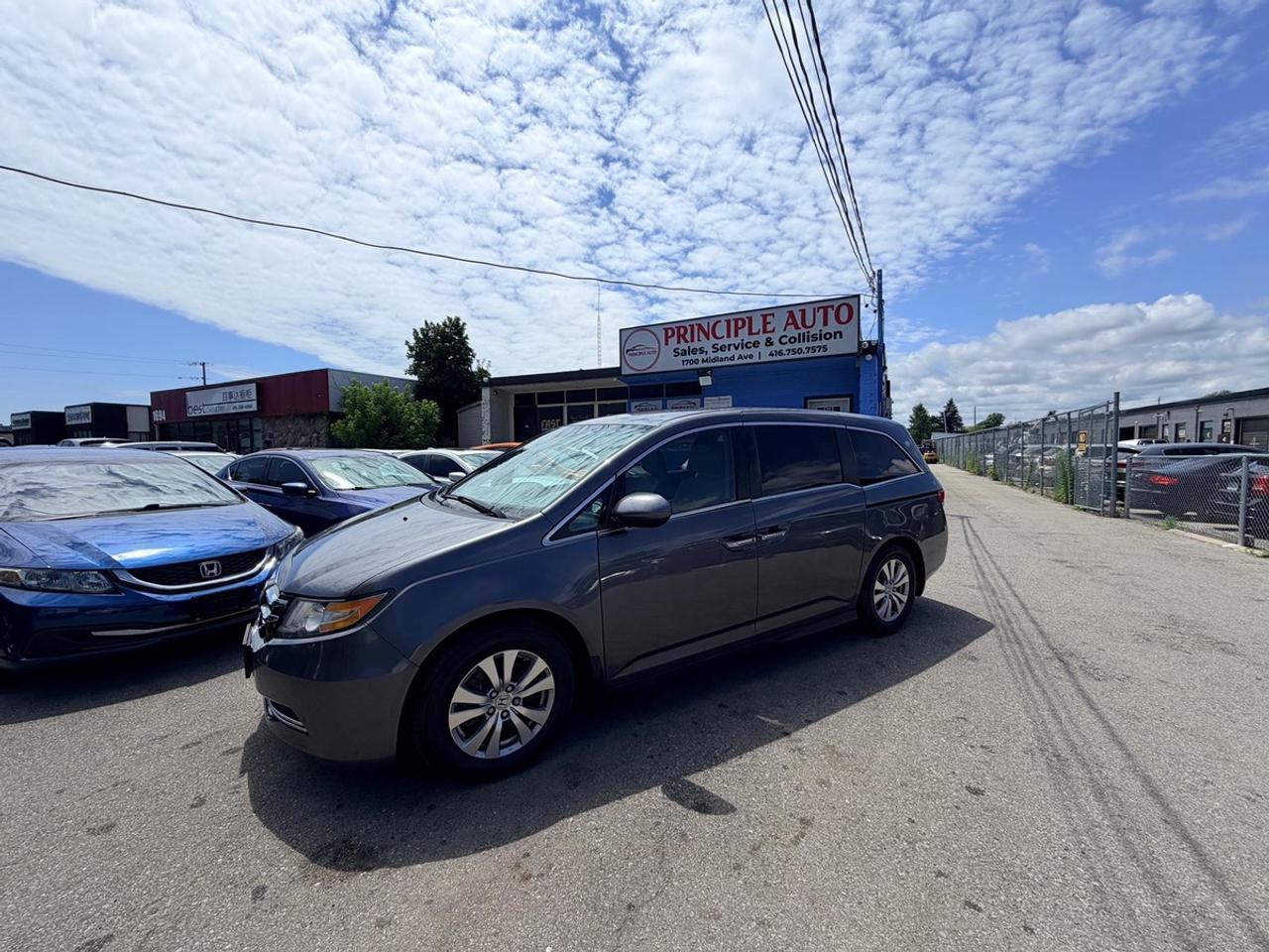 2017 Honda Odyssey EX Photo