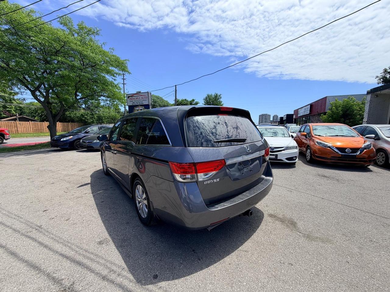 2017 Honda Odyssey EX Photo