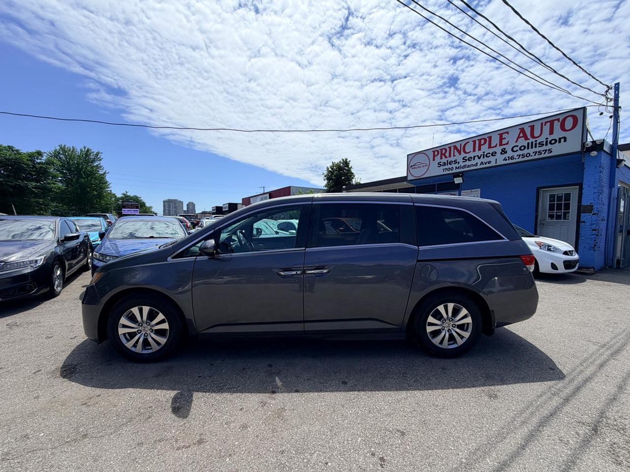 2017 Honda Odyssey EX Photo