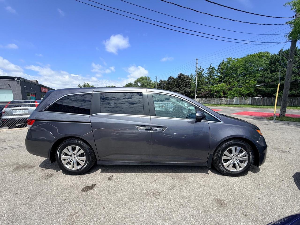 2017 Honda Odyssey EX Photo