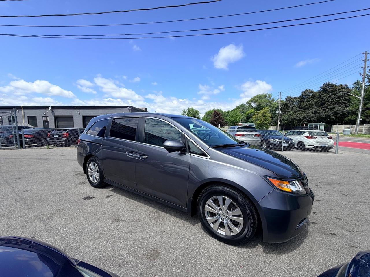 2017 Honda Odyssey EX Photo