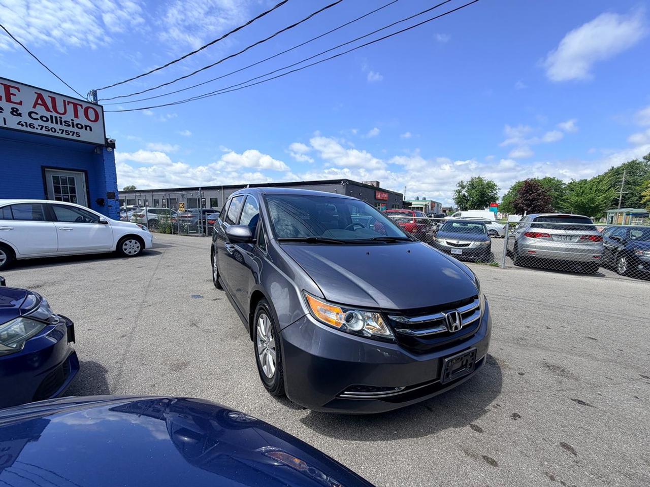 2017 Honda Odyssey EX Photo
