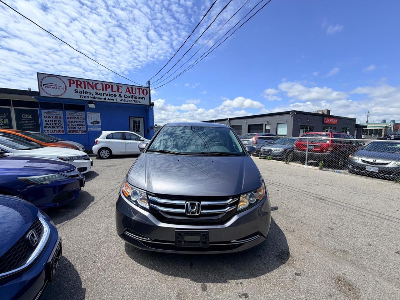 2017 Honda Odyssey EX Photo
