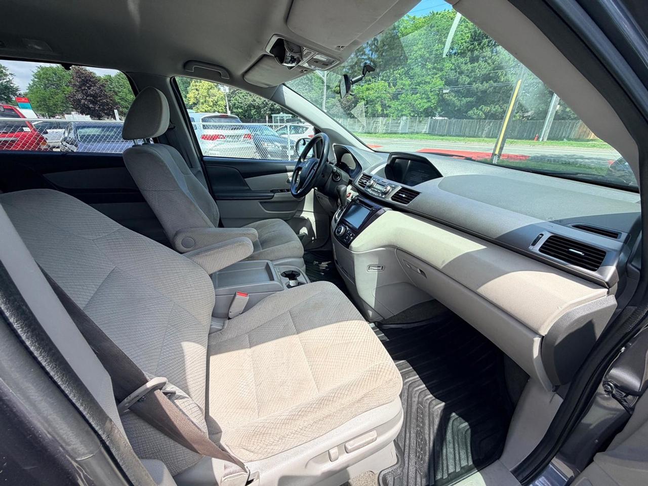 2017 Honda Odyssey EX Photo