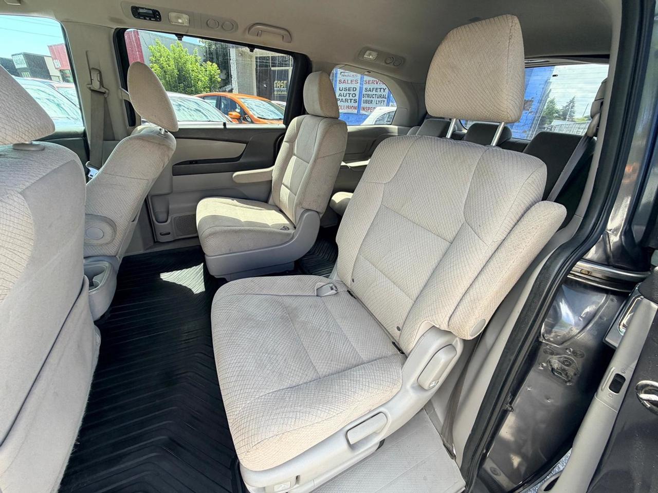 2017 Honda Odyssey EX Photo