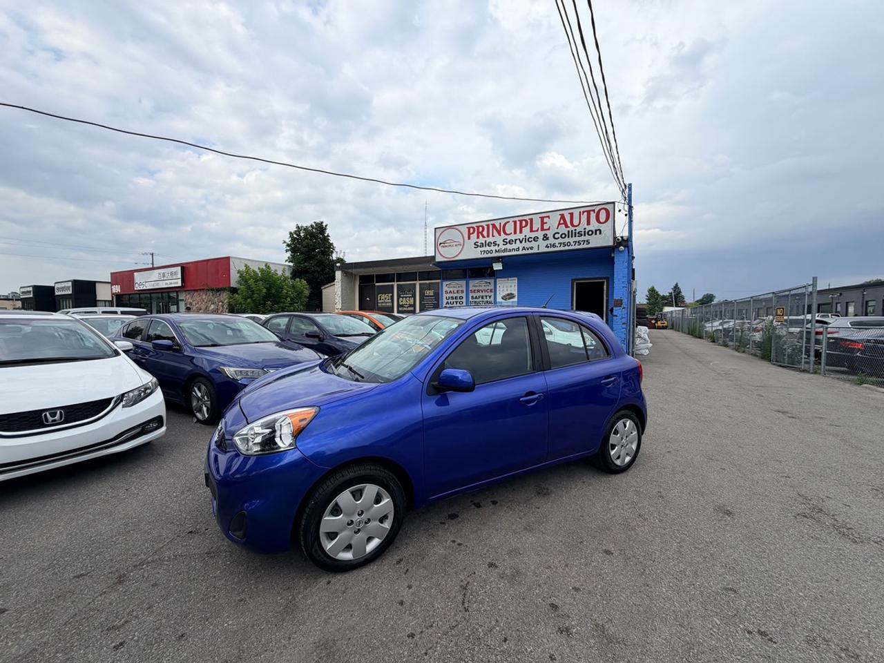 2015 Nissan Micra Base Photo5