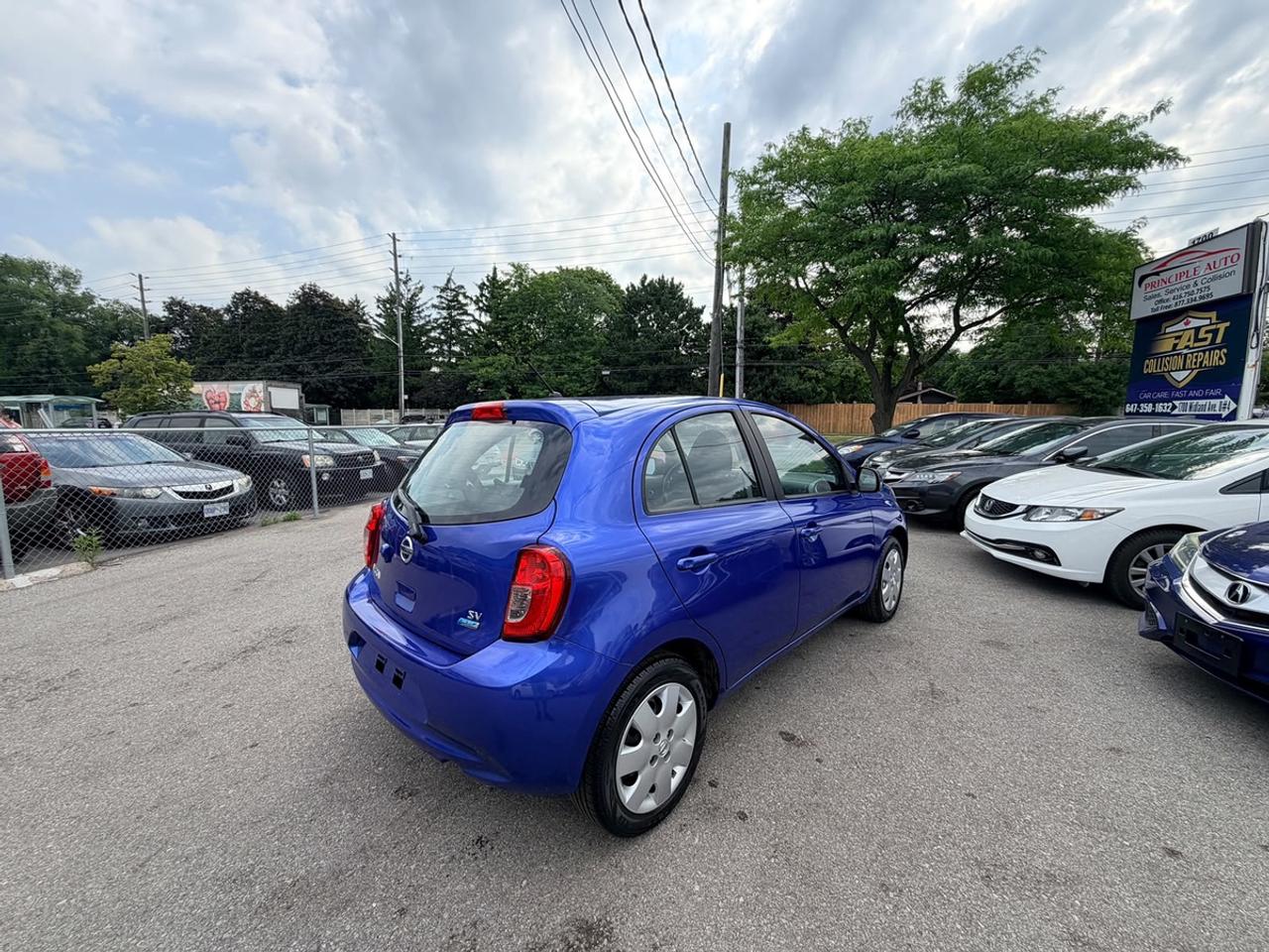 2015 Nissan Micra Base Photo