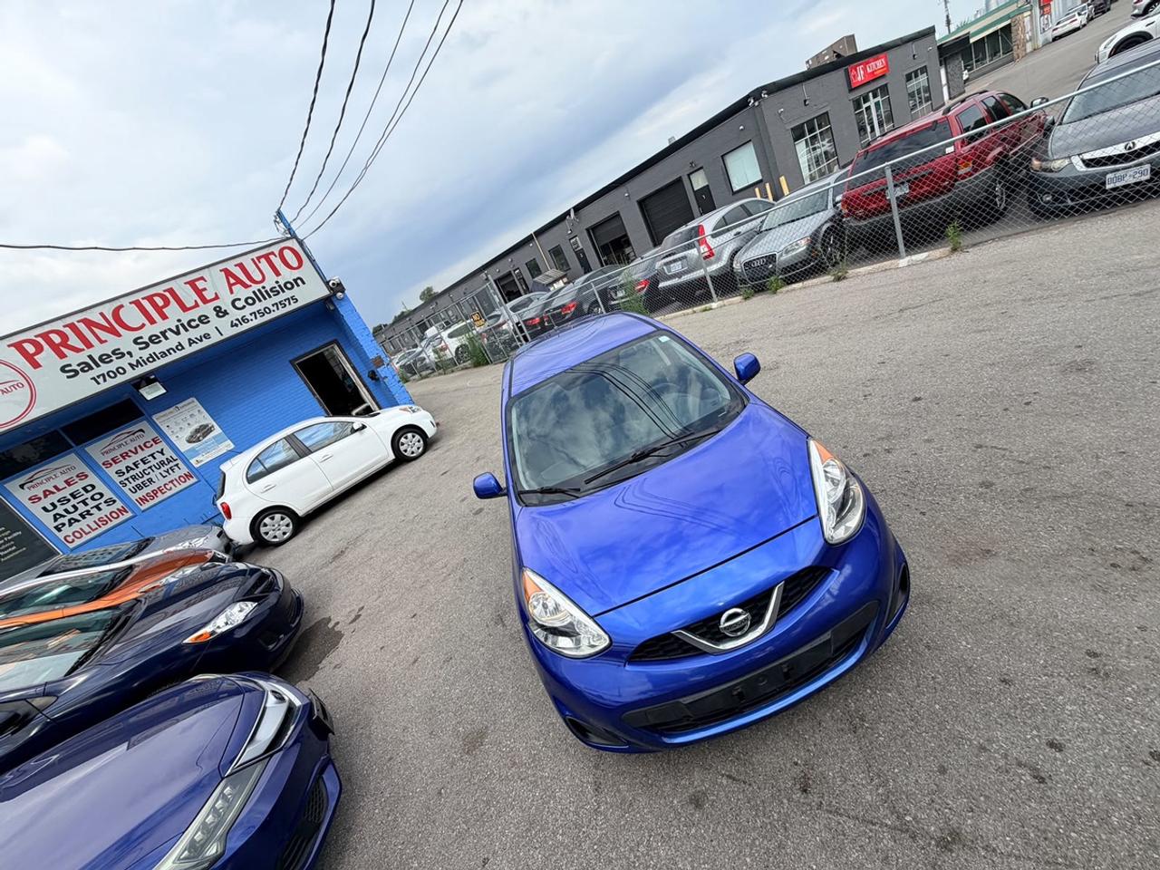 2015 Nissan Micra Base Photo