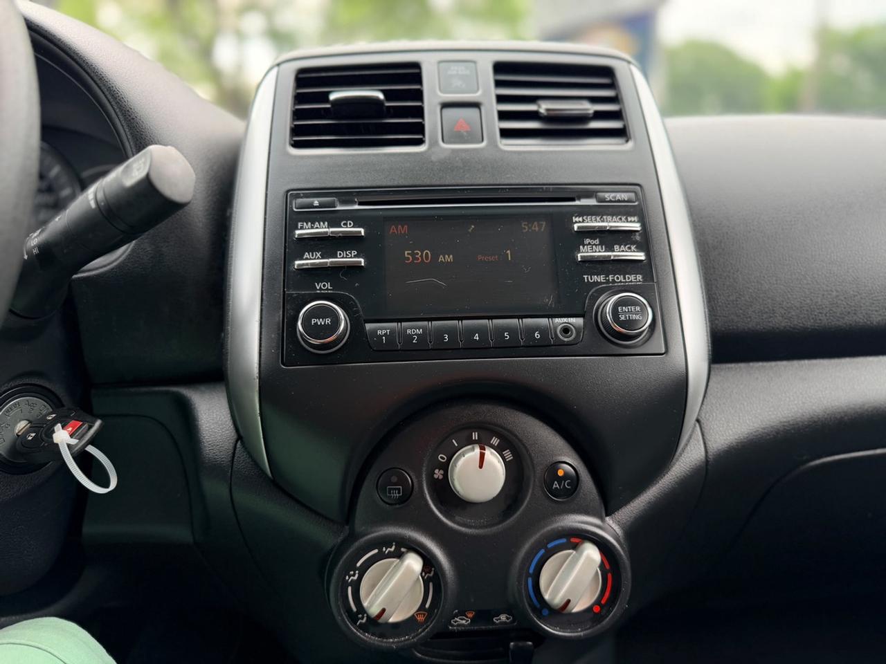 2015 Nissan Micra Base Photo