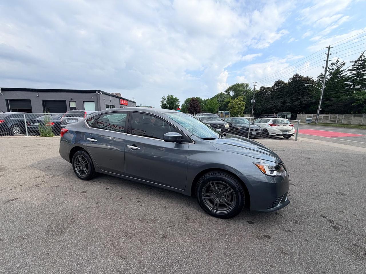 2018 Nissan Sentra SV Photo