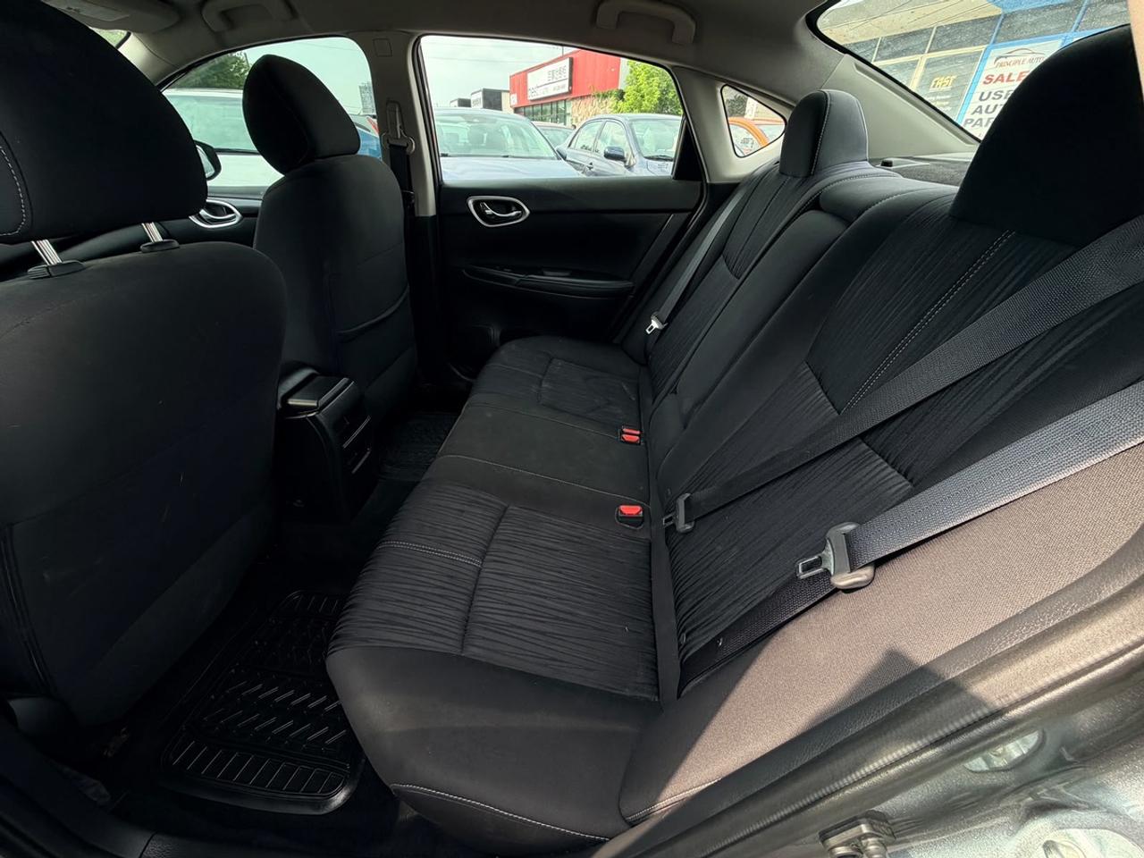 2018 Nissan Sentra SV Photo