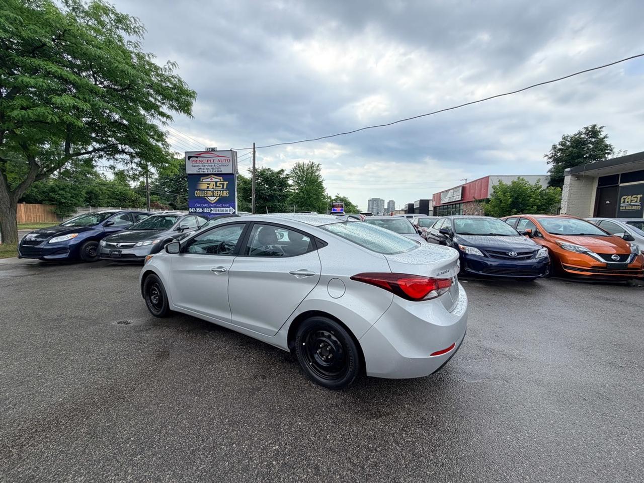 2016 Hyundai Elantra Limited Photo