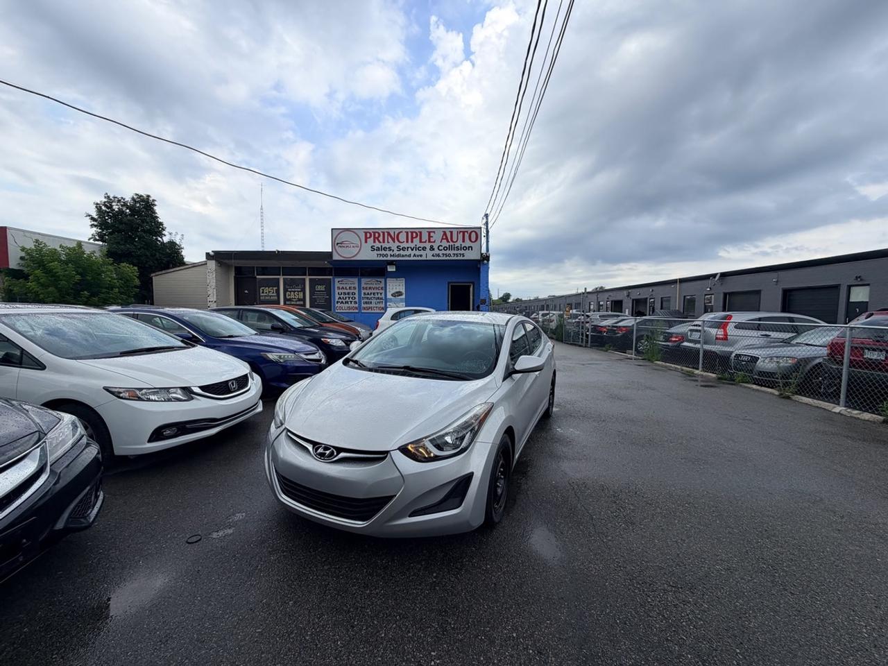 2016 Hyundai Elantra Limited Photo0