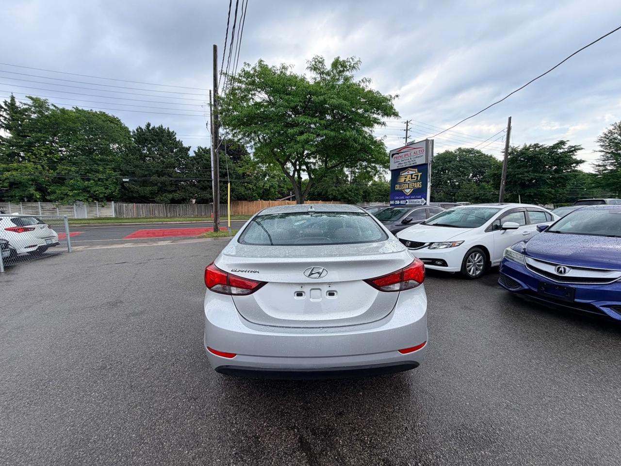 2016 Hyundai Elantra Limited Photo