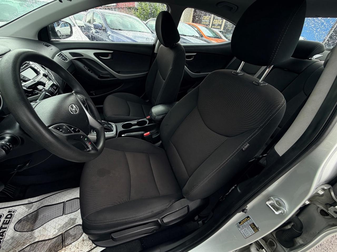 2016 Hyundai Elantra Limited Photo