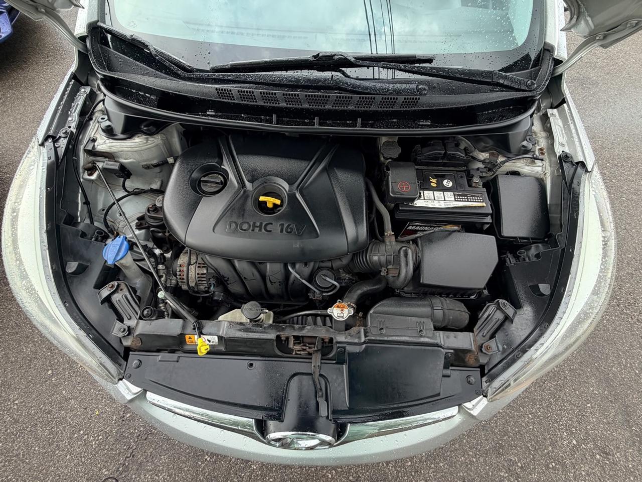 2016 Hyundai Elantra Limited Photo