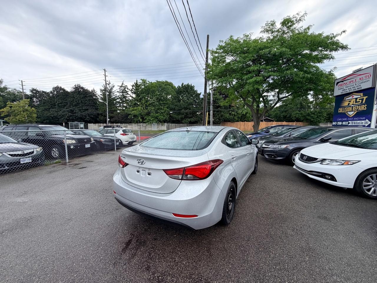 2016 Hyundai Elantra Limited Photo