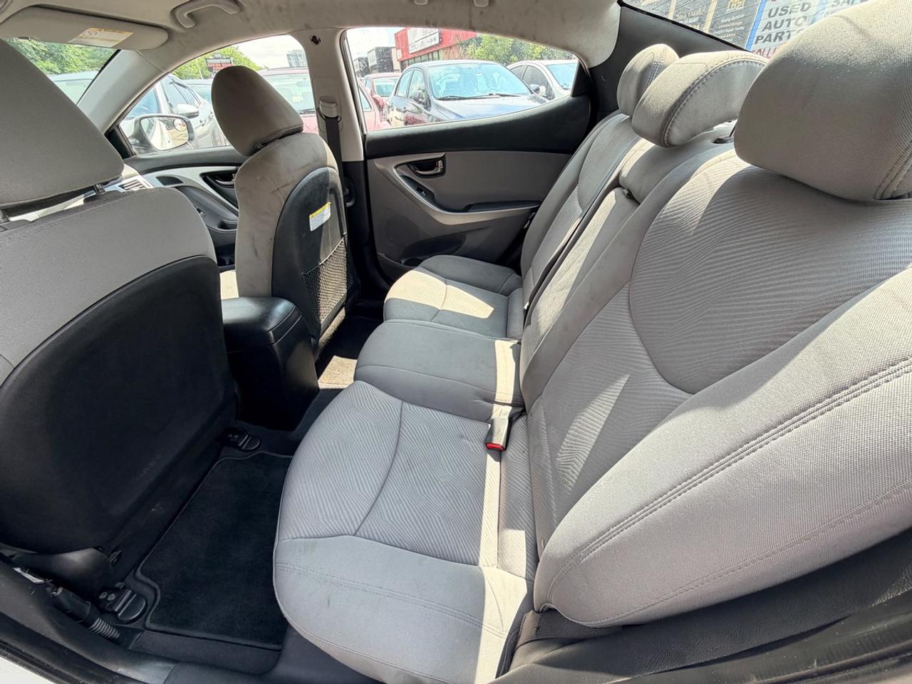 2013 Hyundai Elantra GLS Photo