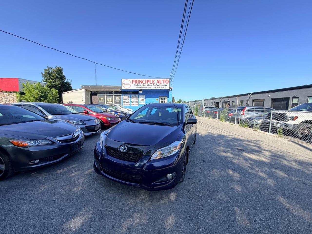 2013 Toyota Matrix XR Photo0