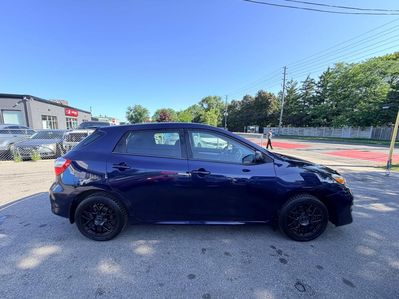 2013 Toyota Matrix XR Photo
