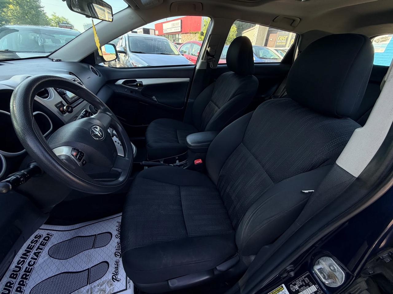 2013 Toyota Matrix XR Photo