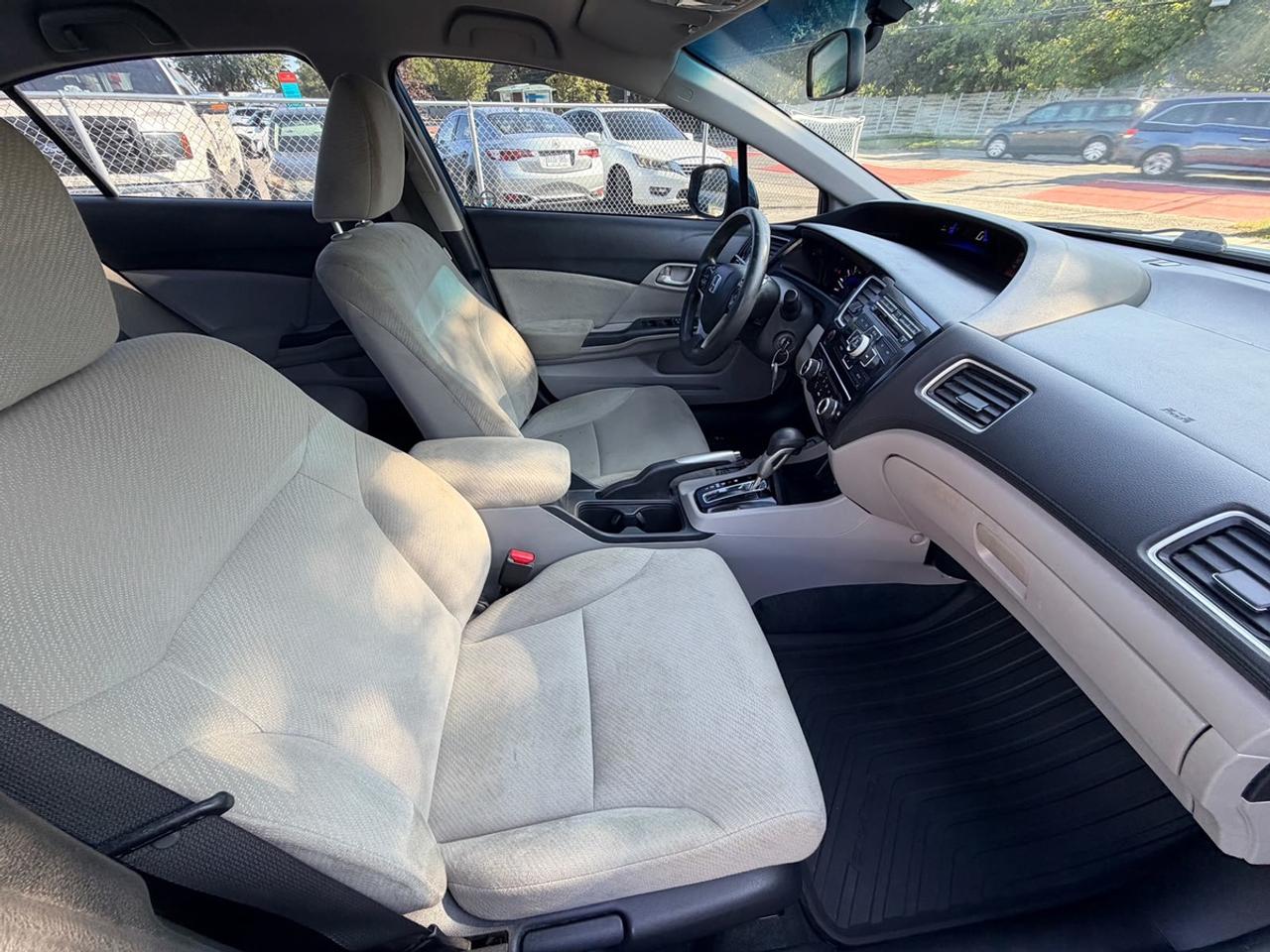 2013 Honda Civic LX Photo