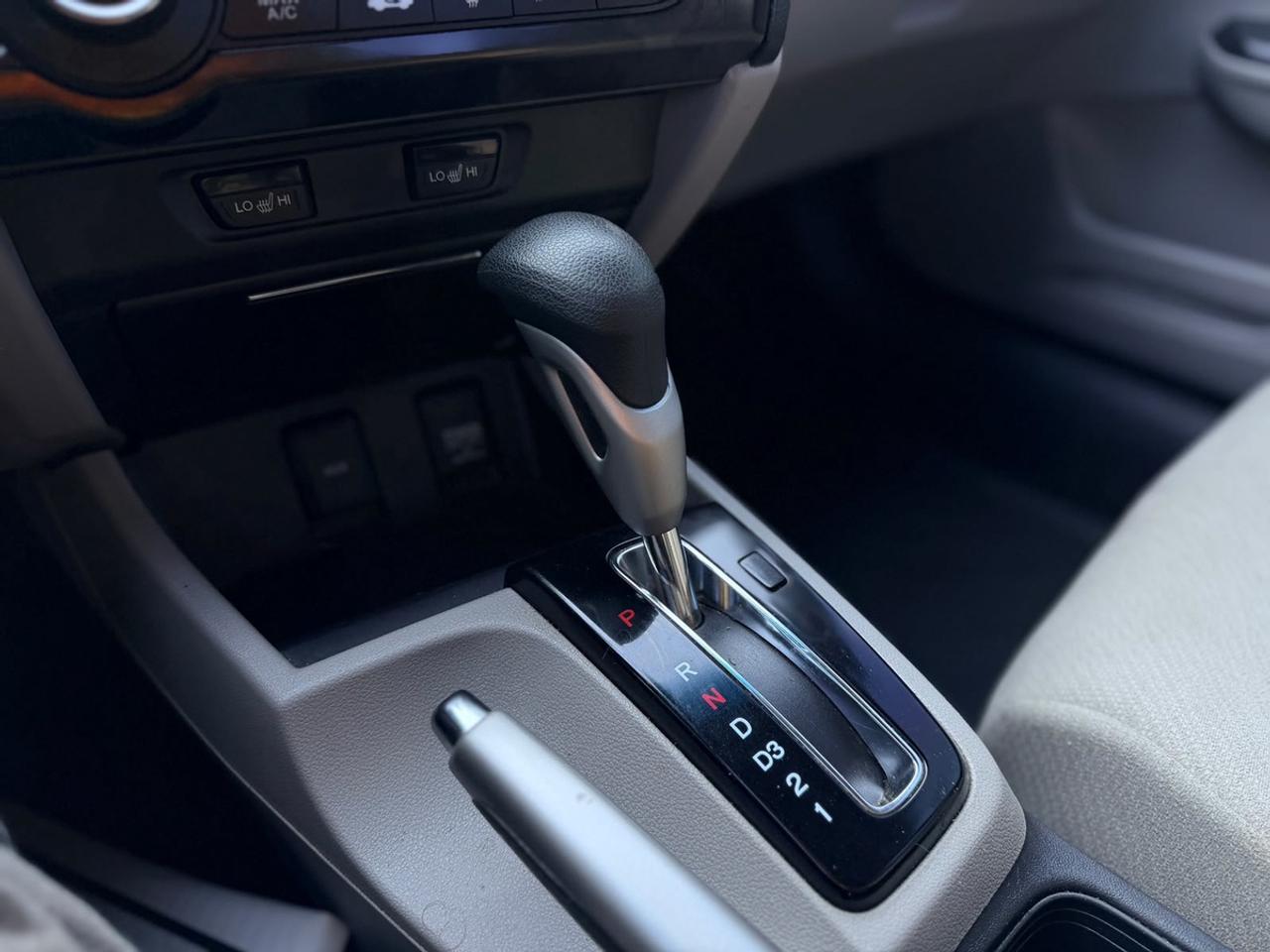 2013 Honda Civic LX Photo