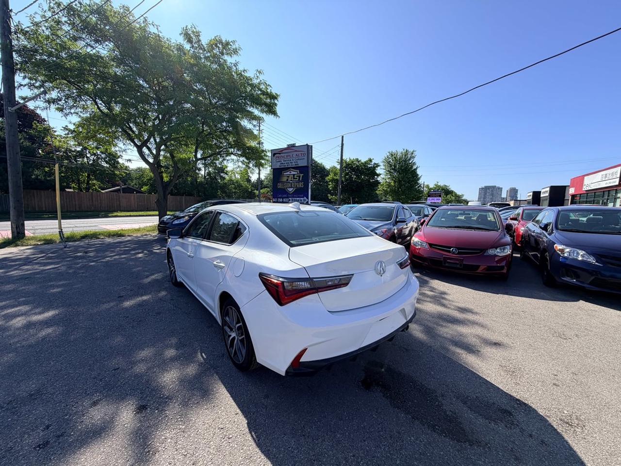 2019 Acura ILX PREMIUM Photo4