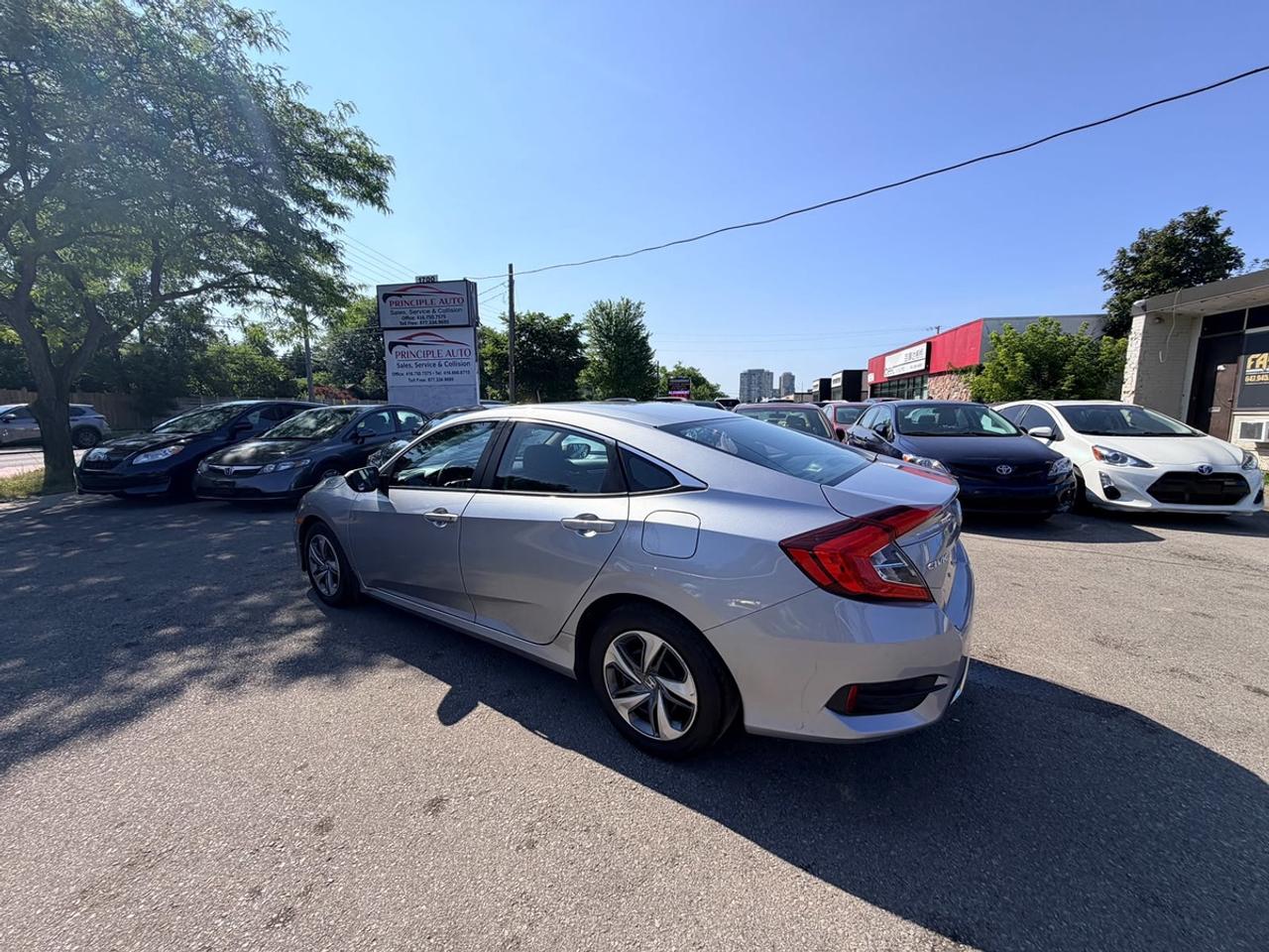 2019 Honda Civic LX Photo3
