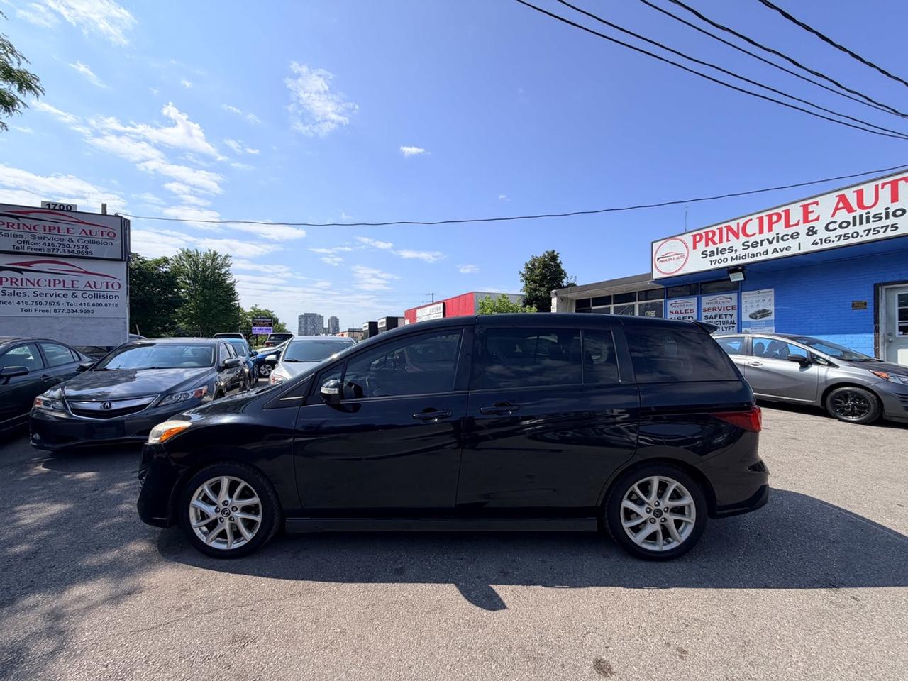 2014 Mazda MAZDA5 Grand Touring Photo