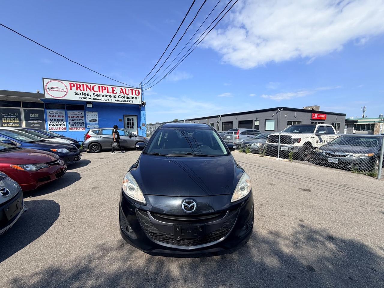 2014 Mazda MAZDA5 Grand Touring Photo